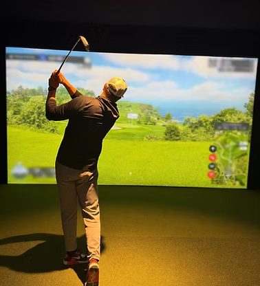 Practice & Play at FAIRWAYLAB